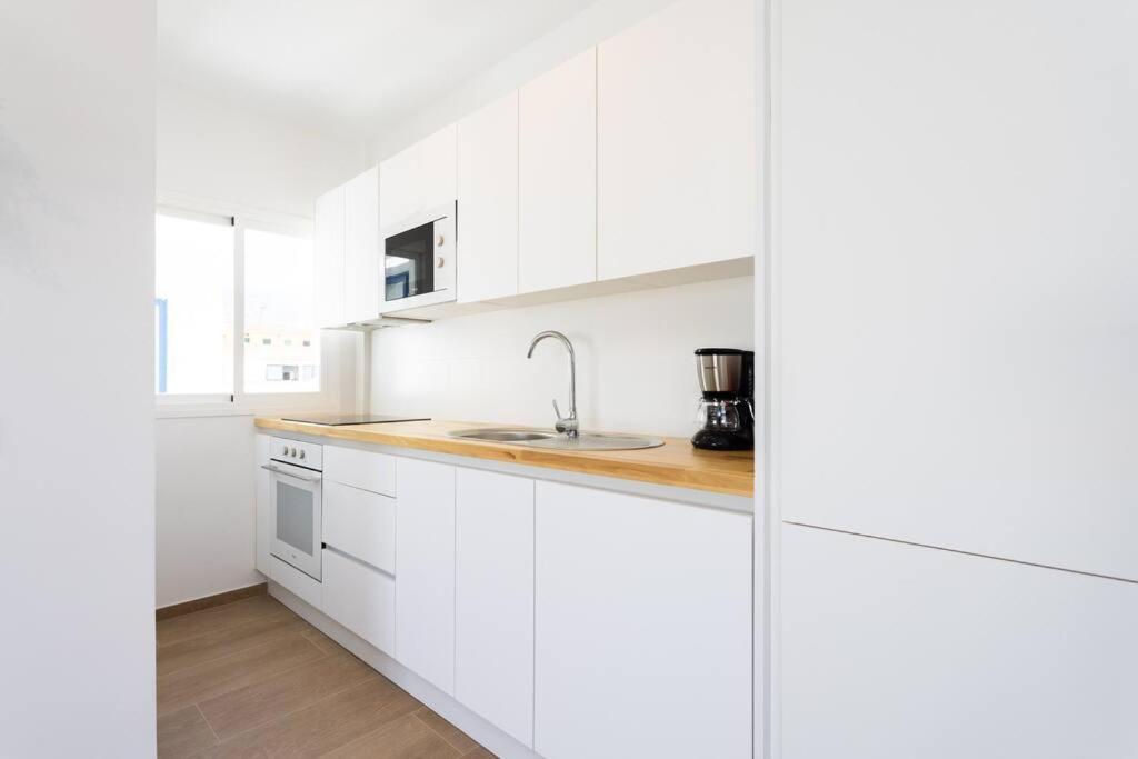 The Signature Penthouse Apartment Alcala  Luaran gambar